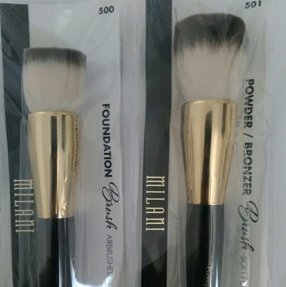 milani blush brush